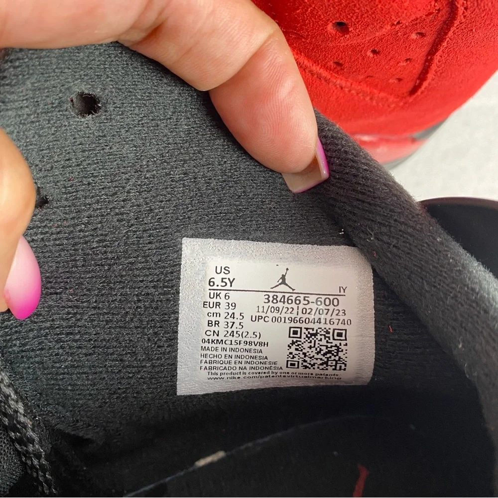 Jordan bold red